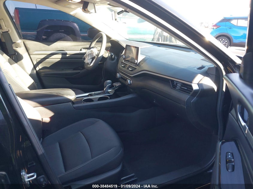 VIN 1N4BL4DV3MN366692 2021 NISSAN ALTIMA SV FWD