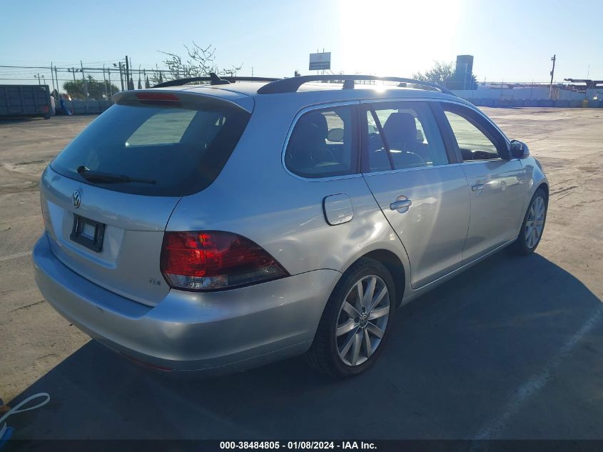 2014 VOLKSWAGEN JETTA SPORTWAGEN 2.0L TDI - 3VWPL7AJ2EM624874