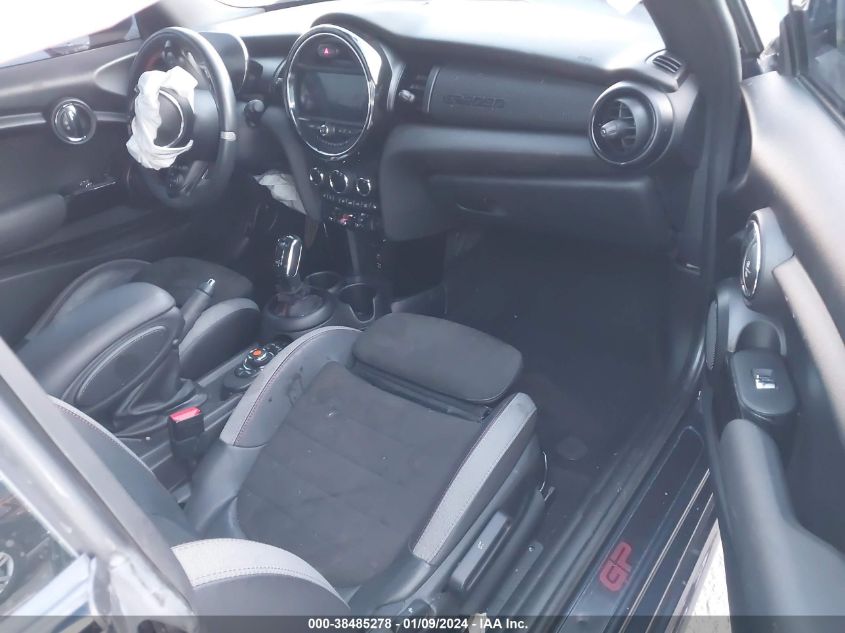 2021 MINI JOHN COOPER WORKS GP WMWXX9C08M2N19718