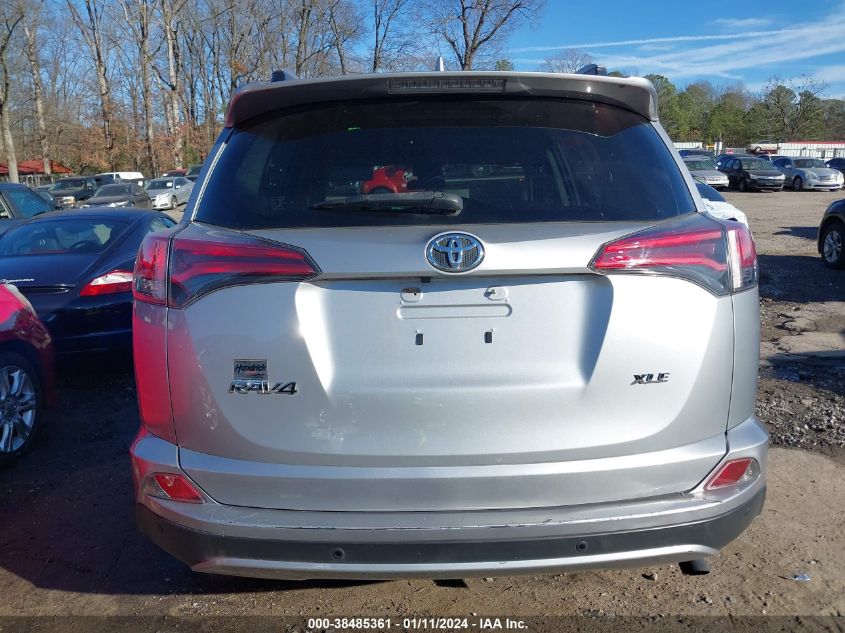 2018 TOYOTA RAV4 XLE - JTMWFREV6JJ195454
