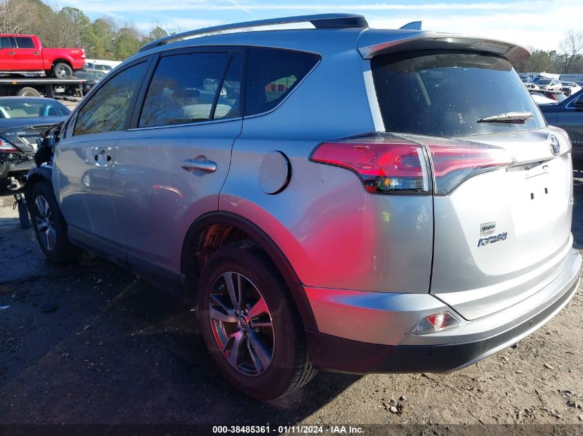2018 TOYOTA RAV4 XLE - JTMWFREV6JJ195454