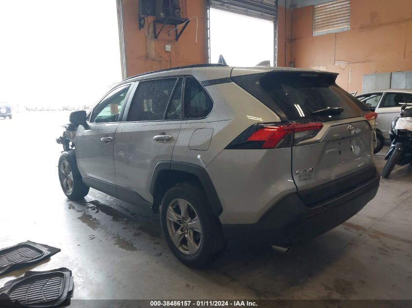 VIN 2T3W1RFV1NW196046 2022 TOYOTA RAV4 XLE/XLE PREMIUM