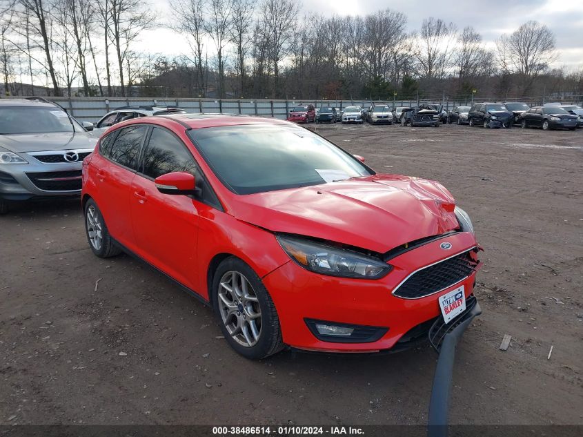 2015 FORD FOCUS SE - 1FADP3K27FL302864