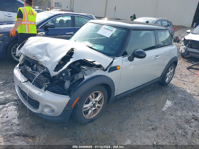 2013 MINI HARDTOP COOPER - WMWSU3C53DT548095