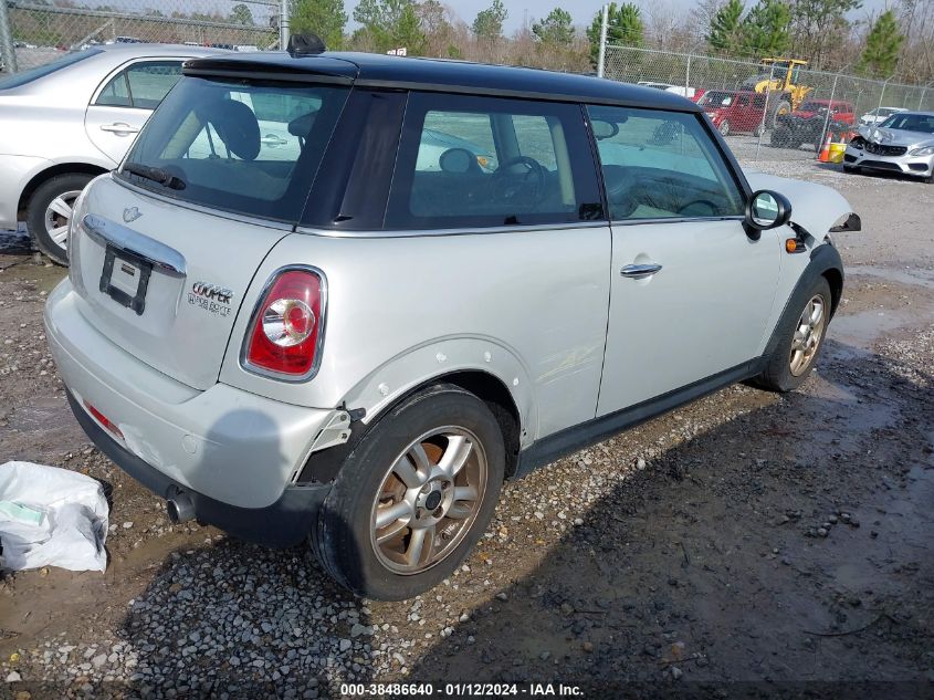 2013 MINI HARDTOP COOPER - WMWSU3C53DT548095
