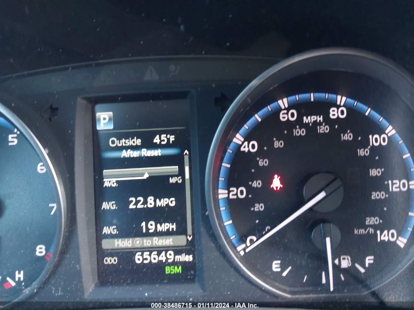 2018 TOYOTA RAV4 XLE - 2T3RFREV7JW732248