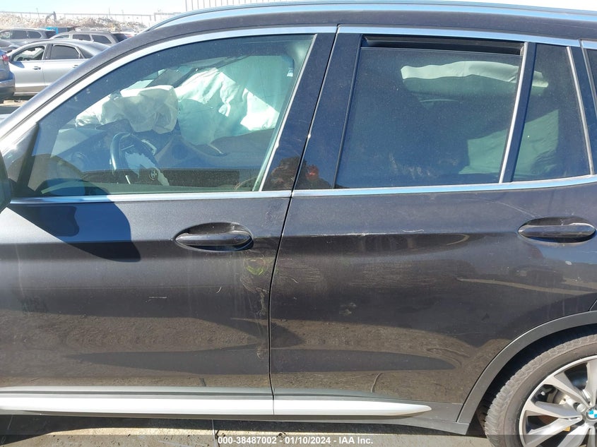 VIN 5UXTR7C5XKLF27551 2019 BMW X3 SDRIVE30I