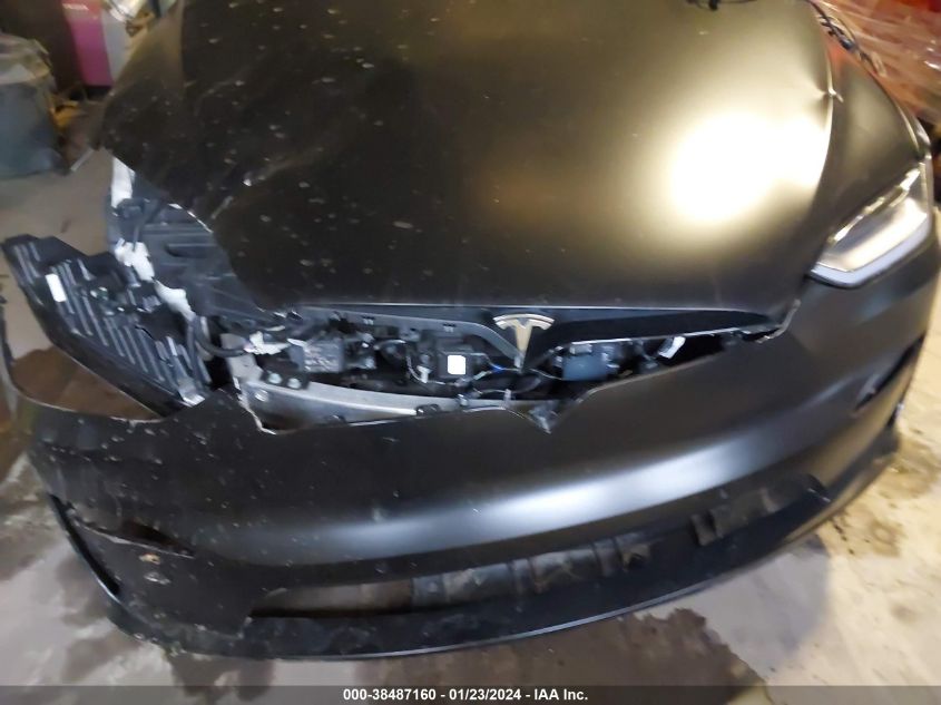 2022 TESLA MODEL X PLAID TRI MOTOR ALL-WHEEL DRIVE - 7SAXCBE68NF333332