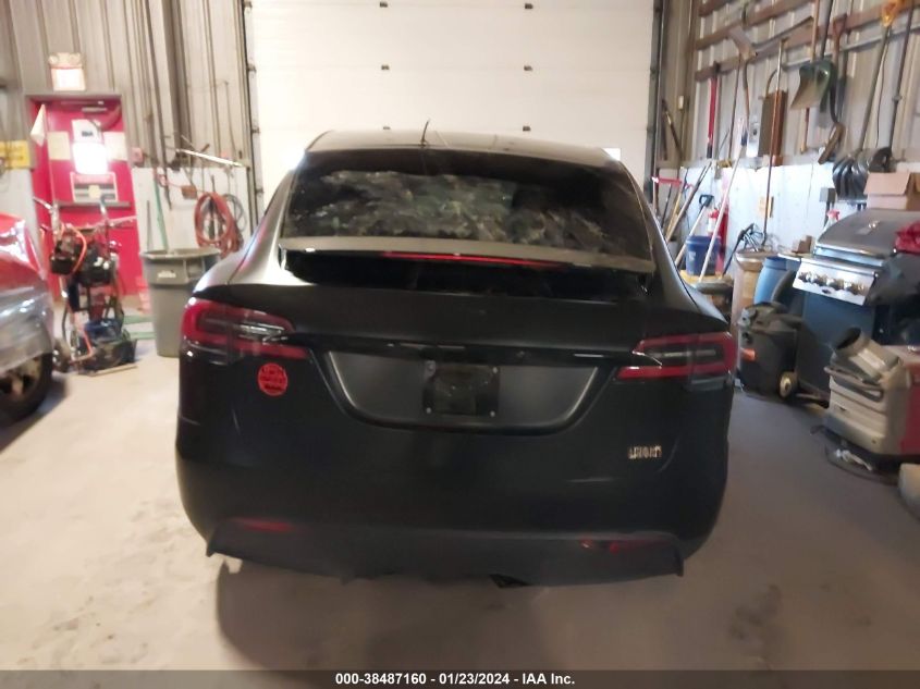 2022 TESLA MODEL X PLAID TRI MOTOR ALL-WHEEL DRIVE - 7SAXCBE68NF333332