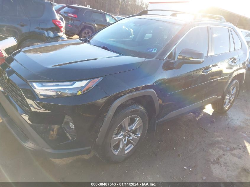 2022 TOYOTA RAV4 XLE - 2T3P1RFV1NC259197