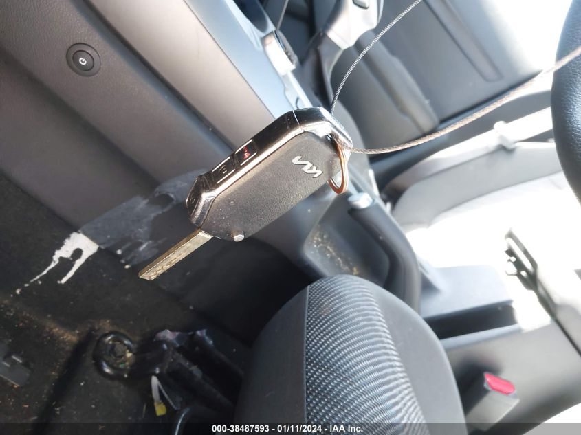 2023 KIA SELTOS LX - KNDEPCAA4P7362232