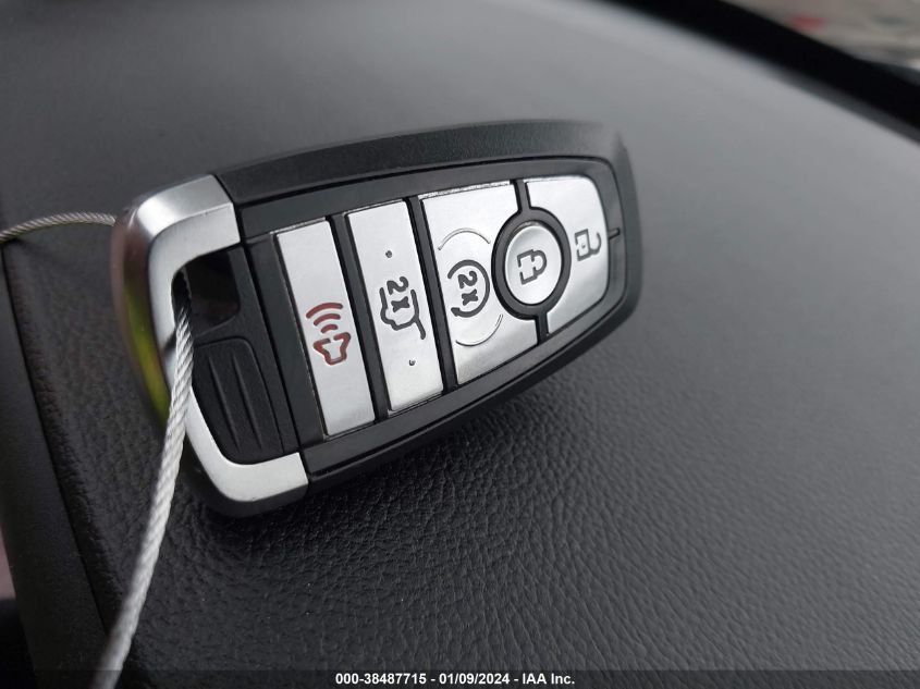 2022 FORD EXPLORER XLT - 1FMSK7DH5NGB15652