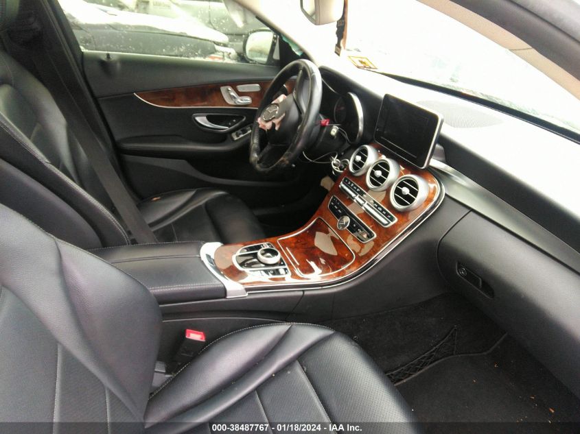 2017 MERCEDES-BENZ C 300 4MATIC/LUXURY 4MATIC/SPORT 4MATIC - 55SWF4KB1HU181152