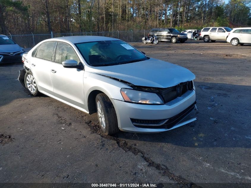 2015 VOLKSWAGEN PASSAT S - 1VWAT7A39FC022192