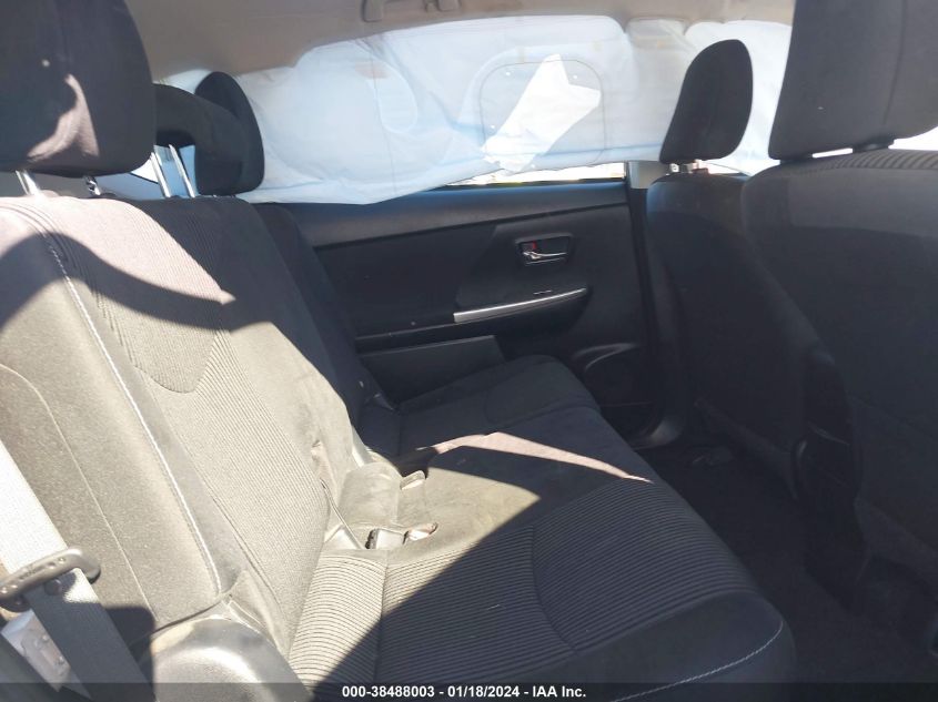 2015 TOYOTA PRIUS V TWO - JTDZN3EU0FJ031869