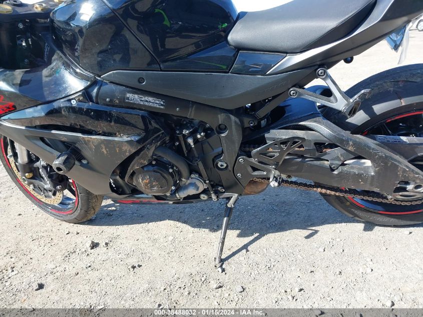 2019 SUZUKI GSX-R1000 JS1DM11F1K7100031