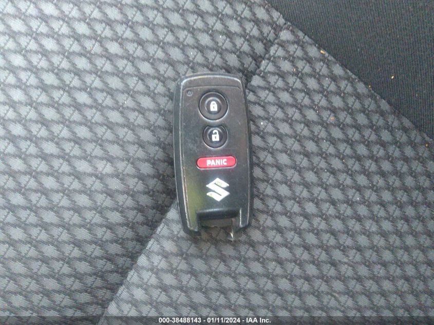 2013 SUZUKI SX4 TECH VALU PKG (NAV) - JS2YB5A45D6100275