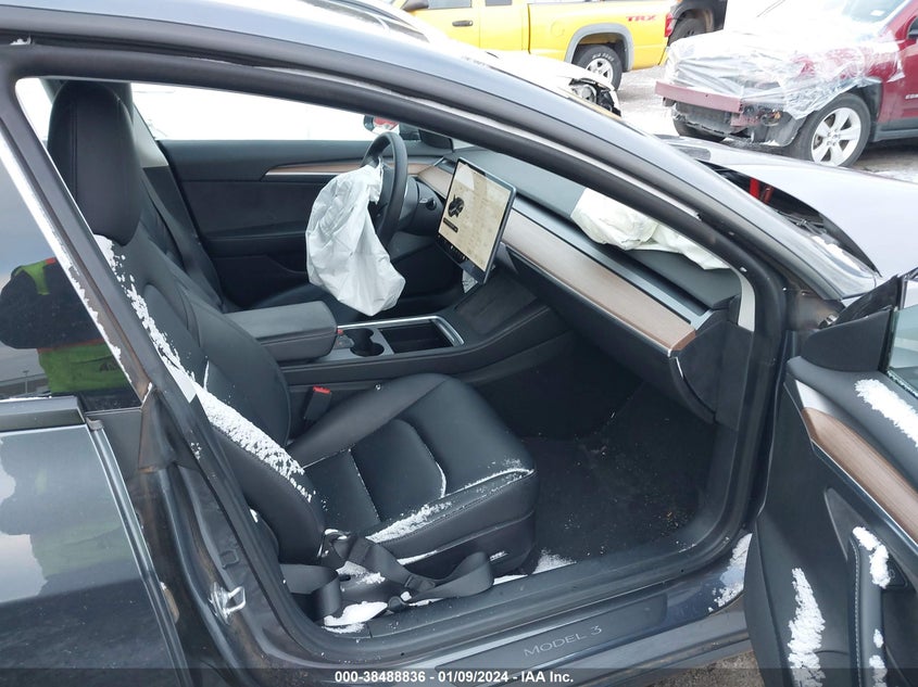 VIN 5YJ3E1EB2NF170092 2022 TESLA MODEL 3