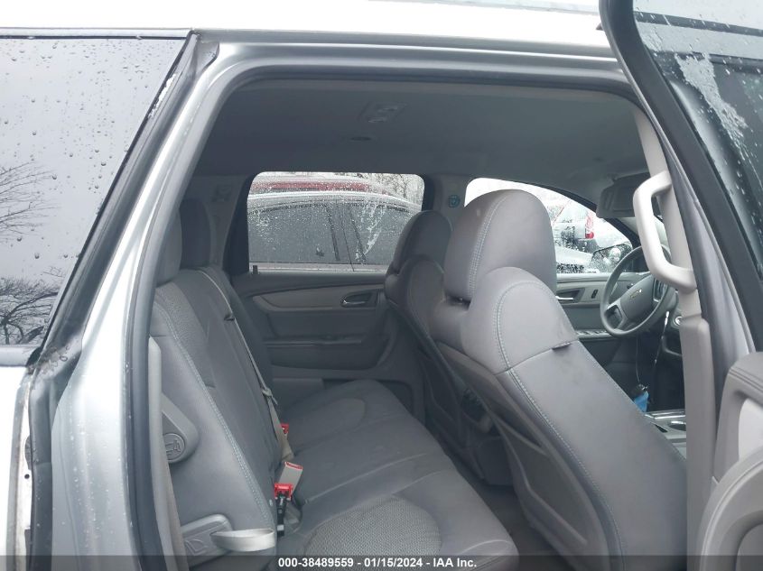 2015 CHEVROLET TRAVERSE LS - 1GNKRFED5FJ247389
