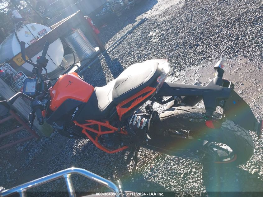2023 KTM 390 DUKE MD2JPJ409PN211155