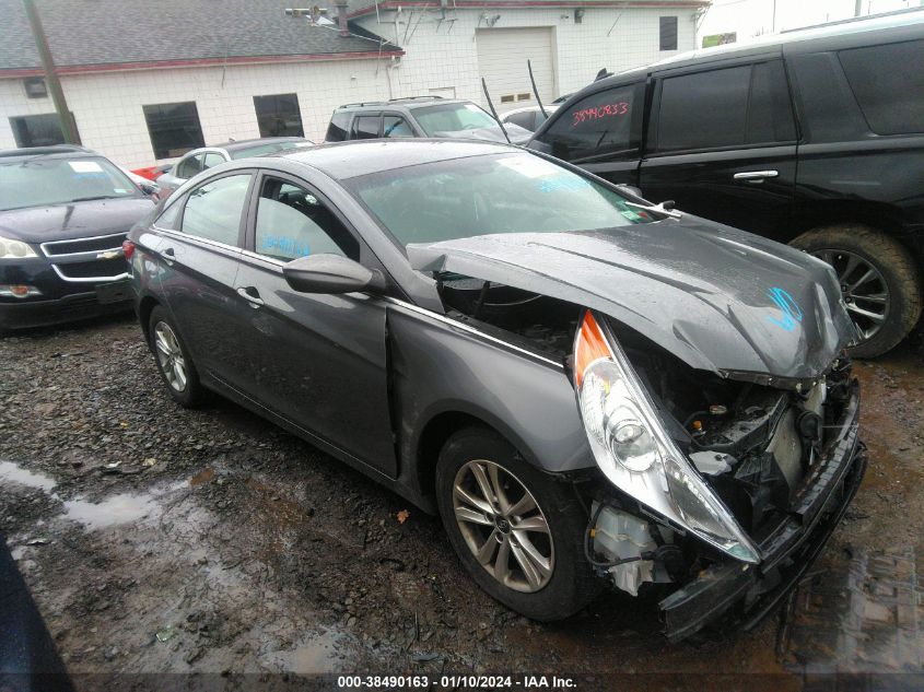 2013 HYUNDAI SONATA GLS - 5NPEB4AC0DH793602