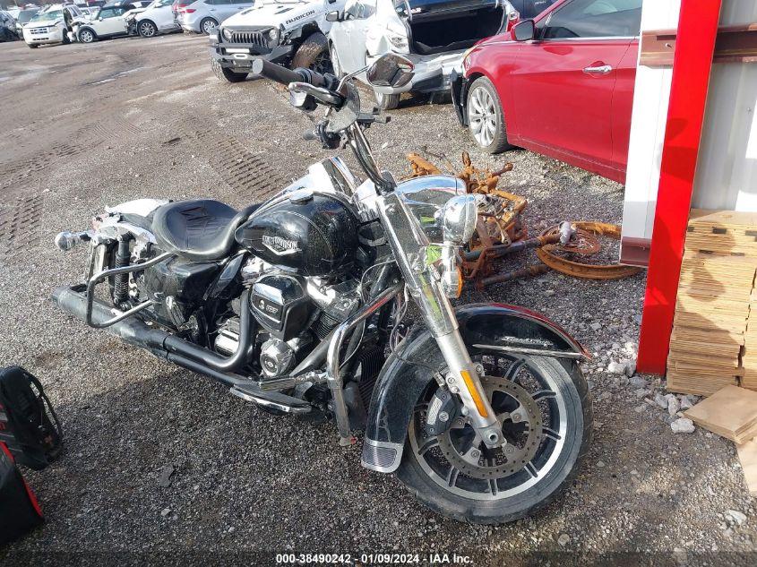 2017 HARLEY-DAVIDSON FLHR ROAD KING - 1HD1FBC1XHB654036