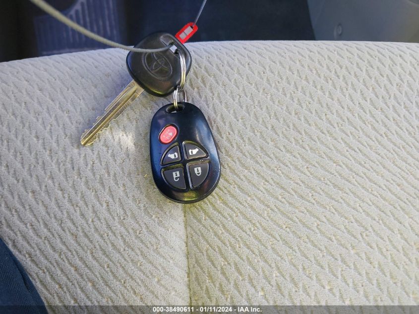 2014 TOYOTA SIENNA LE V6 8 PASSENGER - 5TDKK3DC4ES472604