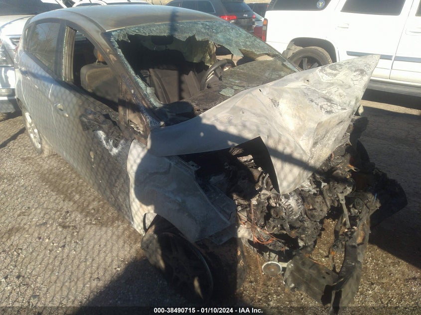 VIN 3FADP4EJ7JM106844 2018 FORD FIESTA SE