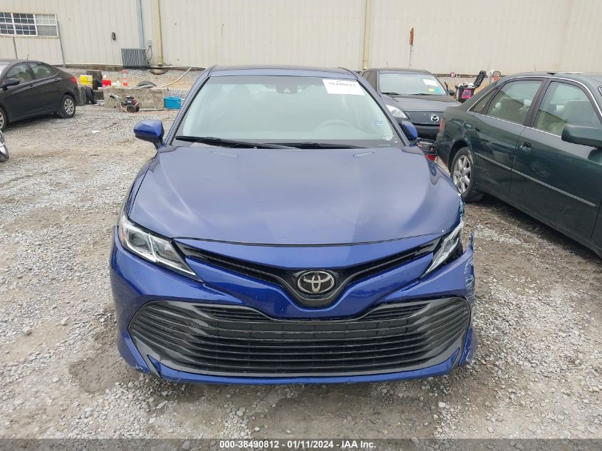 2018 TOYOTA CAMRY LE - 4T1B11HK0JU574203