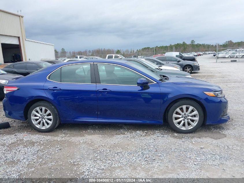 2018 TOYOTA CAMRY LE - 4T1B11HK0JU574203
