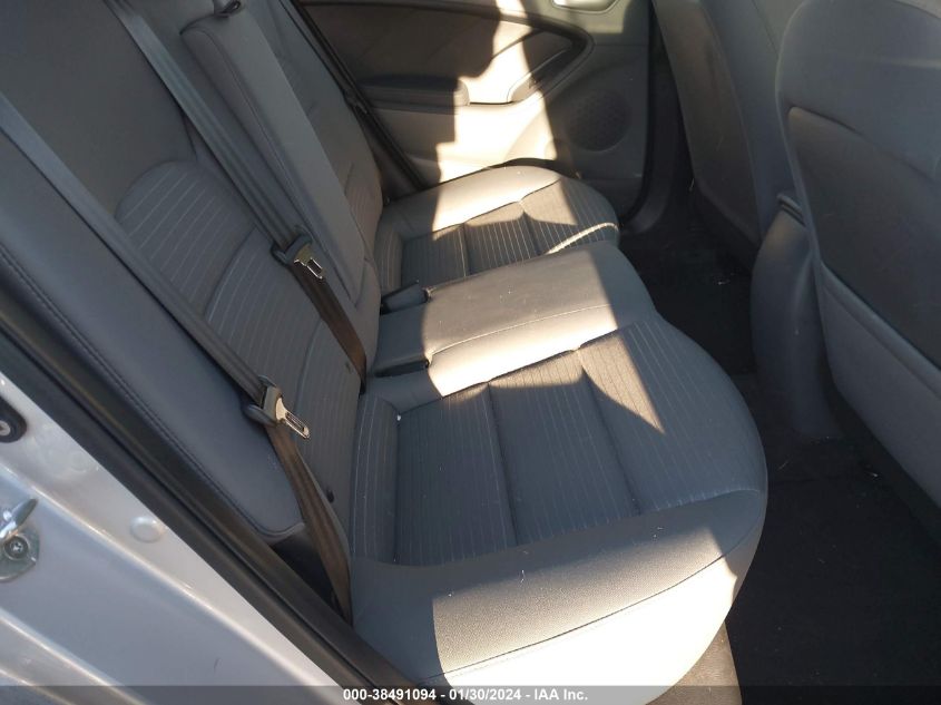 2018 KIA FORTE LX - 3KPFL4A77JE281405