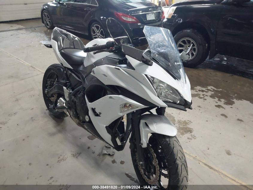 VIN: JKAEXEJ18HDA00710 2017 KAWASAKI EX650 J