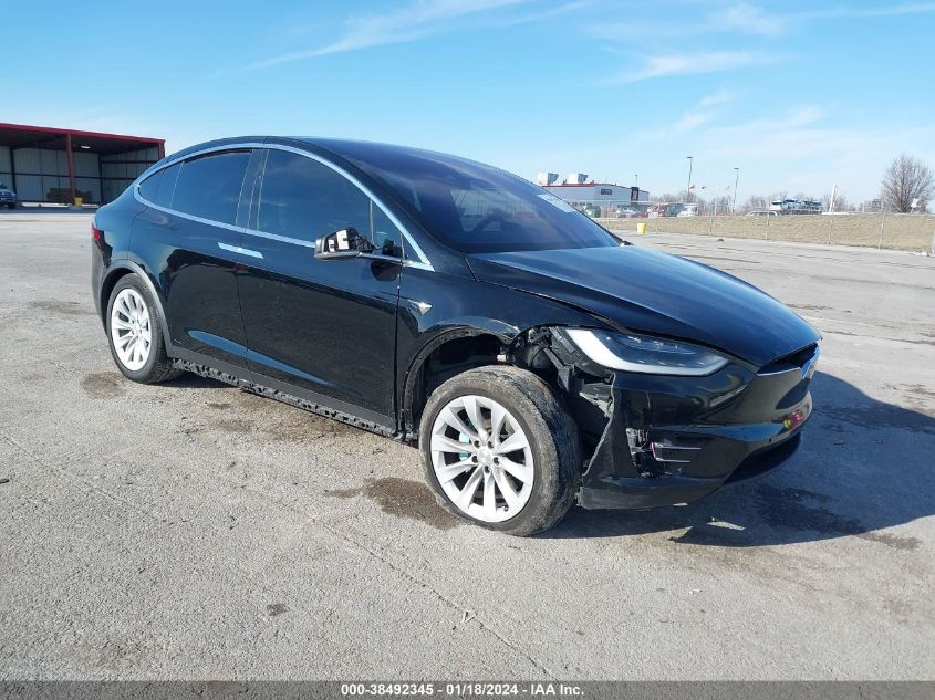 2018 TESLA MODEL X 100D/75D/P100D - 5YJXCDE28JF141411