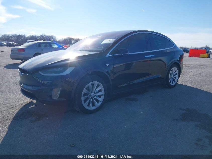 2018 TESLA MODEL X 100D/75D/P100D - 5YJXCDE28JF141411