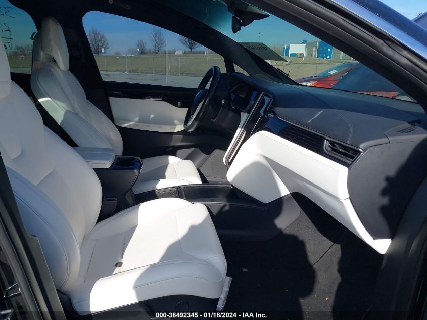 2018 TESLA MODEL X 100D/75D/P100D - 5YJXCDE28JF141411