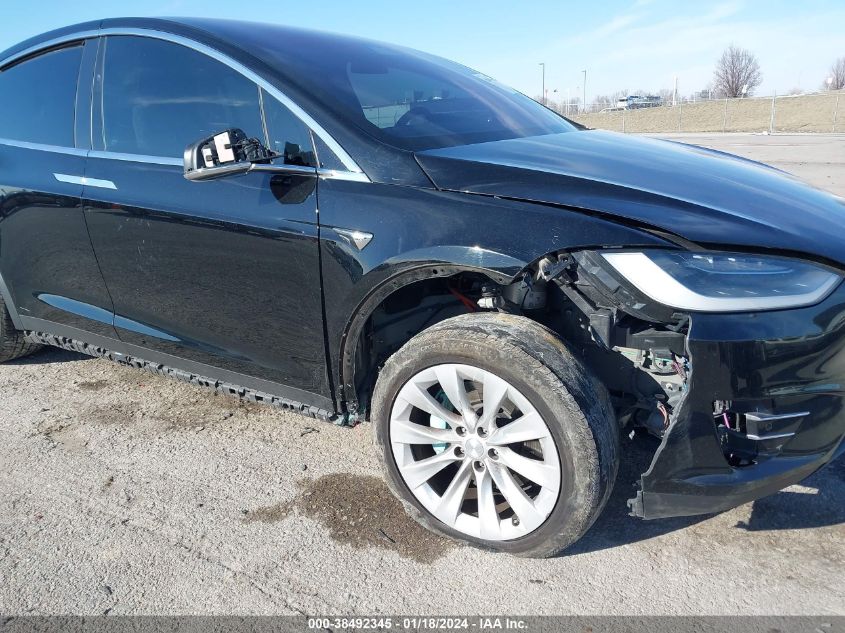 2018 TESLA MODEL X 100D/75D/P100D - 5YJXCDE28JF141411