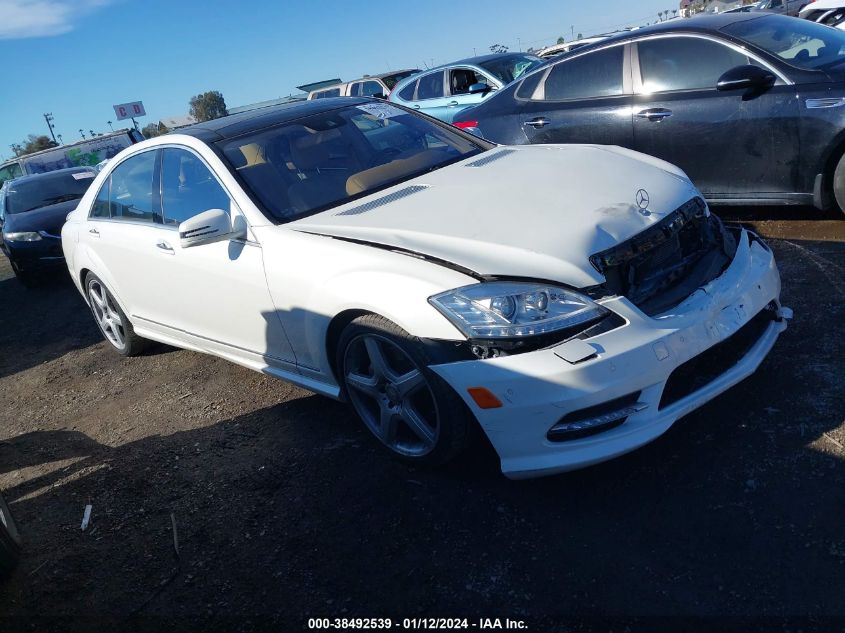 2013 MERCEDES-BENZ S 550 - WDDNG7DB3DA524402
