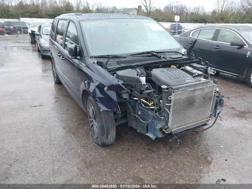 Lot #2525407248 2017 DODGE GRAND CARAVAN SXT salvage car