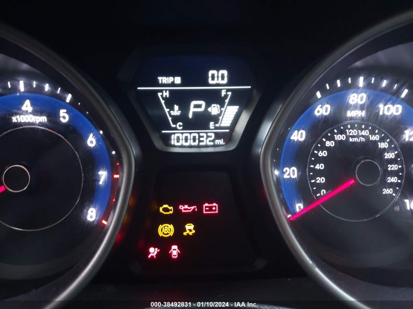 2015 HYUNDAI ELANTRA SE/SPORT/LIMITED - 5NPDH4AE8FH635250