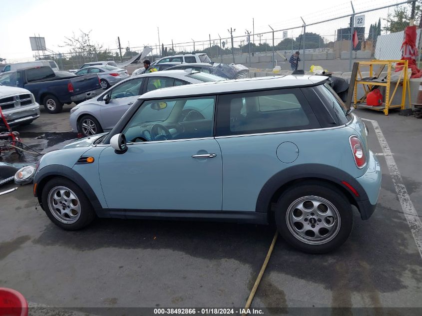 2013 MINI HARDTOP COOPER - WMWSU3C57DT549170
