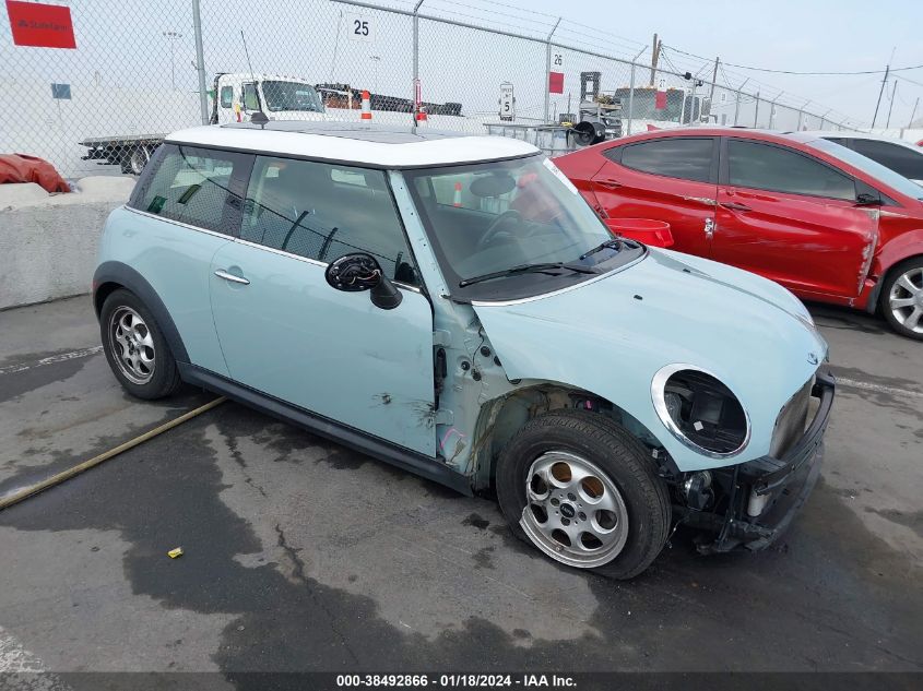 2013 MINI HARDTOP COOPER - WMWSU3C57DT549170
