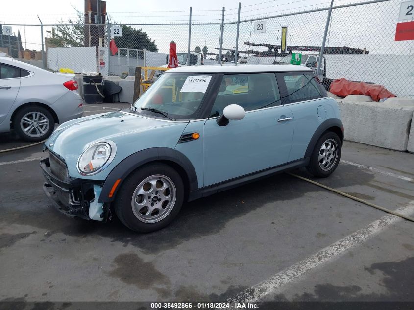2013 MINI HARDTOP COOPER - WMWSU3C57DT549170