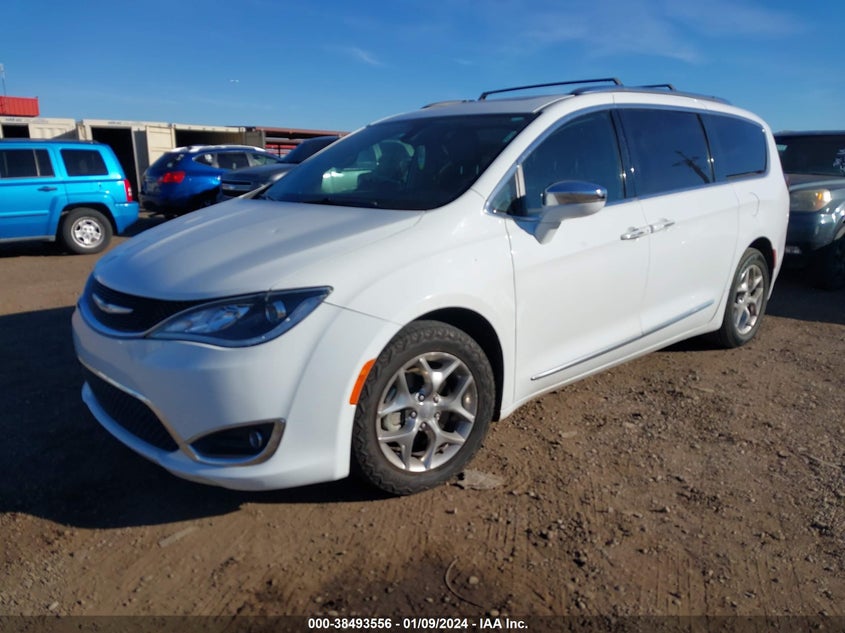 VIN 2C4RC1GG1JR233223 2018 CHRYSLER PACIFICA LIMITED