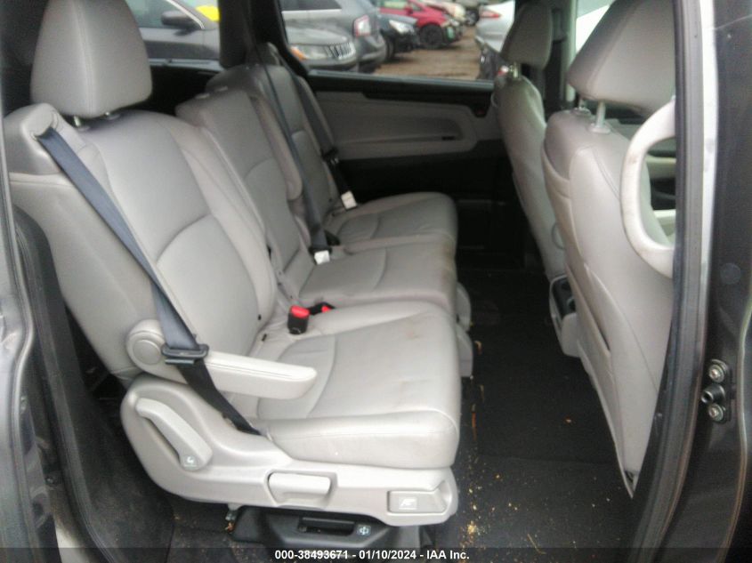 5FNRL6H85JB010229 2018 HONDA ODYSSEY, photo no. 8