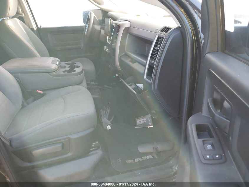 2017 RAM 1500 EXPRESS  4X4 5'7 BOX - 3C6RR7KT3HG582753