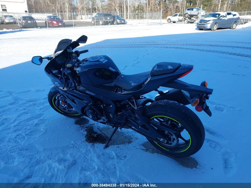 2023 SUZUKI GSX-R1000 JS1DM11B5P7100280