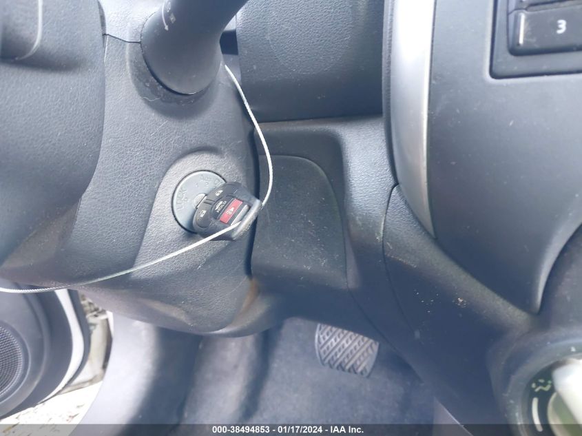 2014 NISSAN VERSA 1.6 SV - 3N1CN7AP5EL818453