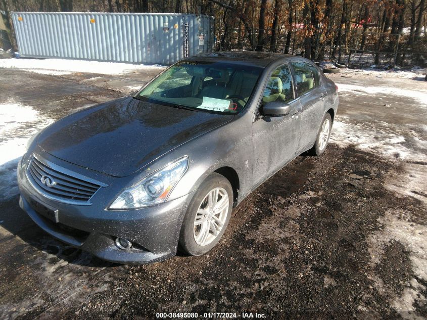 2015 INFINITI Q40 JN1CV6AR8FM523950