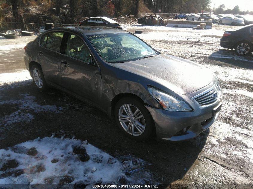 2015 INFINITI Q40 JN1CV6AR8FM523950
