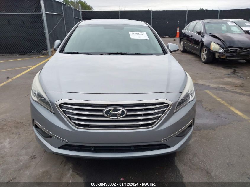 2015 HYUNDAI SONATA SE - 5NPE24AF1FH052176